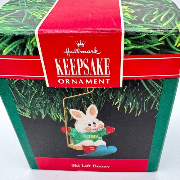 Hallmark 1991 Keepsake Ornament Ski Lift Bunny Handcrafted Julia Lee QX5447 - Picture 11 of 14